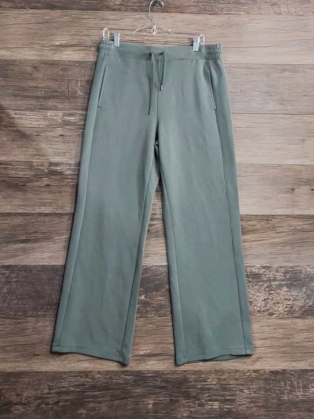 Members Mark Relaxed Wide-Leg Pull-On Pants in Sage Green